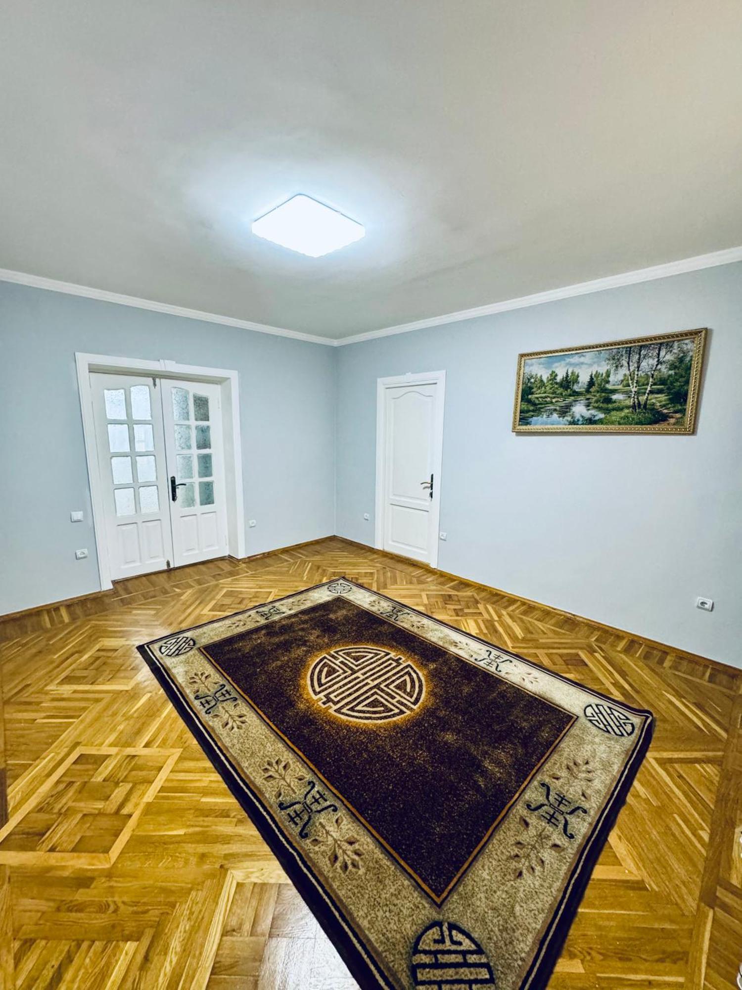 Classic Family Apart In The Center With 4 Rooms Tashkent Luaran gambar
